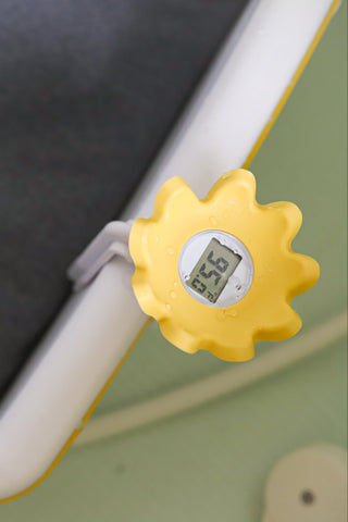 Lotus-shaped Bath Thermometer